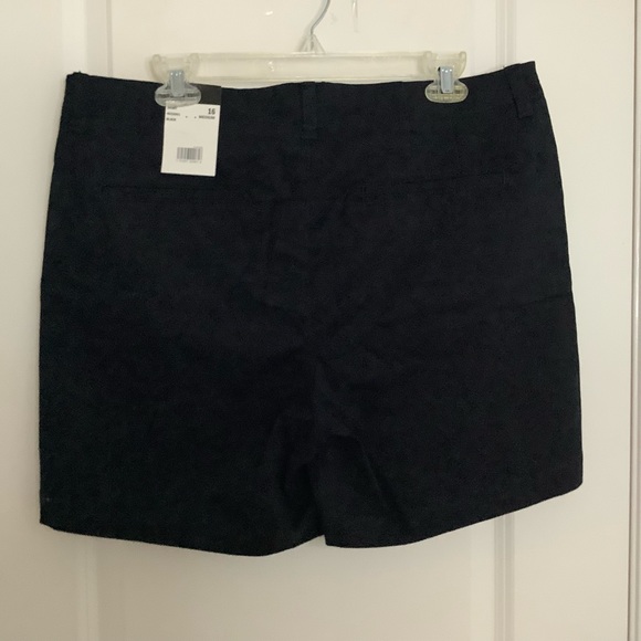 NWT Lee Womens short Regular Fit, Mid Rise, Black Color, Sz 16 Medium, 14 Medium - Picture 7 of 15